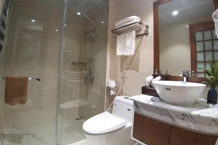 Khách Sạn New Star Hạ Long